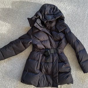 Lululemon Wonder puff waist jacket